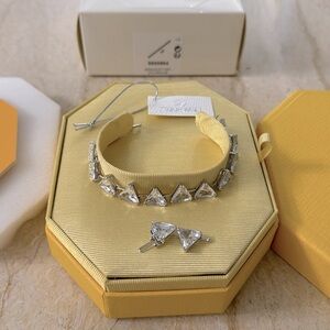 NWT Swarovski Ortyx Bracelet. $249